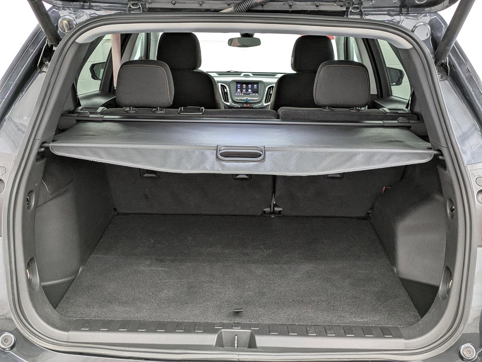 Used 2023 Chevrolet Equinox LT w/ Driver Convenience Package image 11