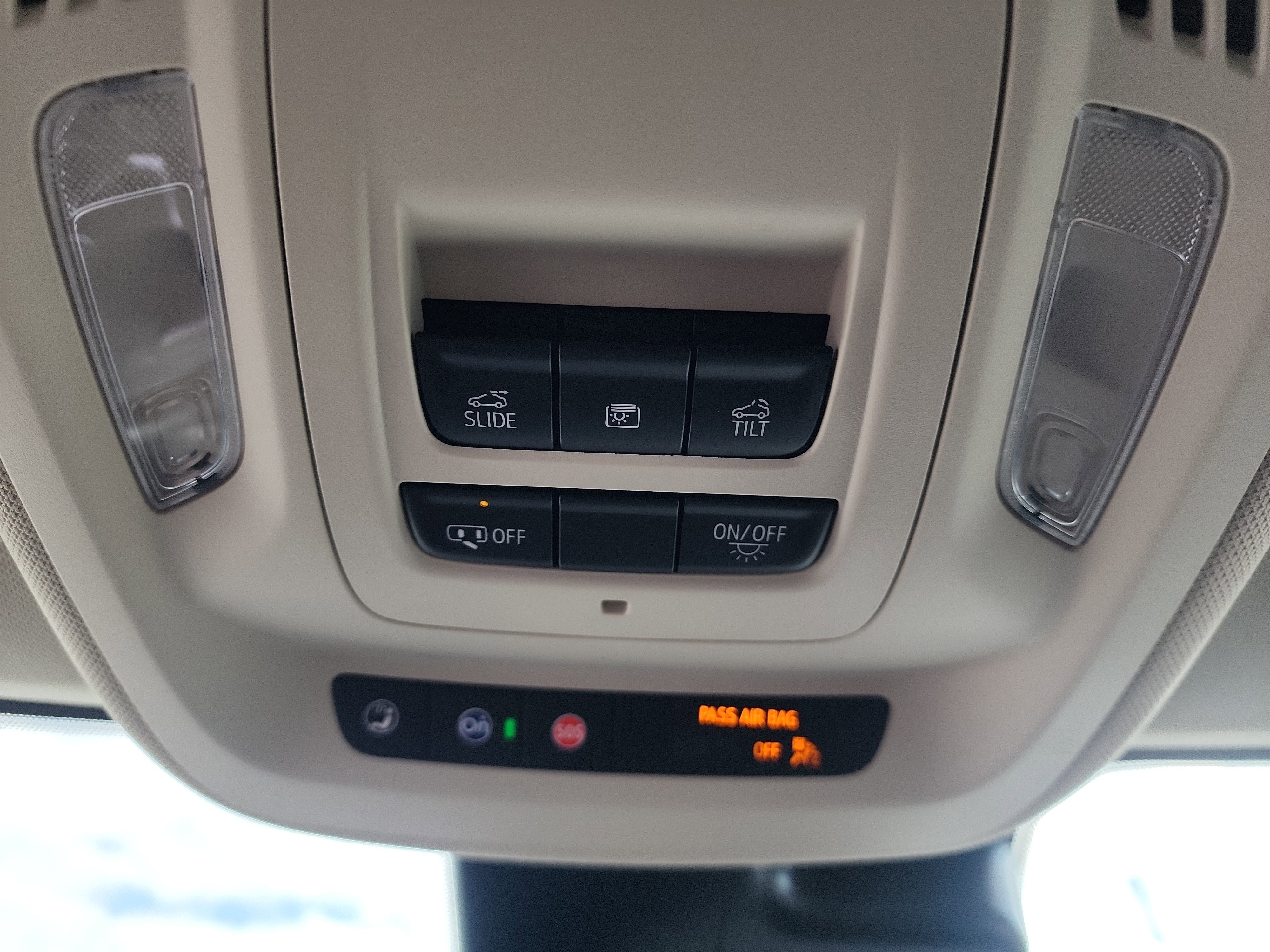 Certified 2023 Buick Envision Essence w/ Sport Touring Package image 24