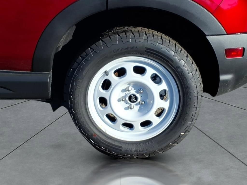 New 2025 Ford Bronco Sport Heritage w/ Convenience Package image 4