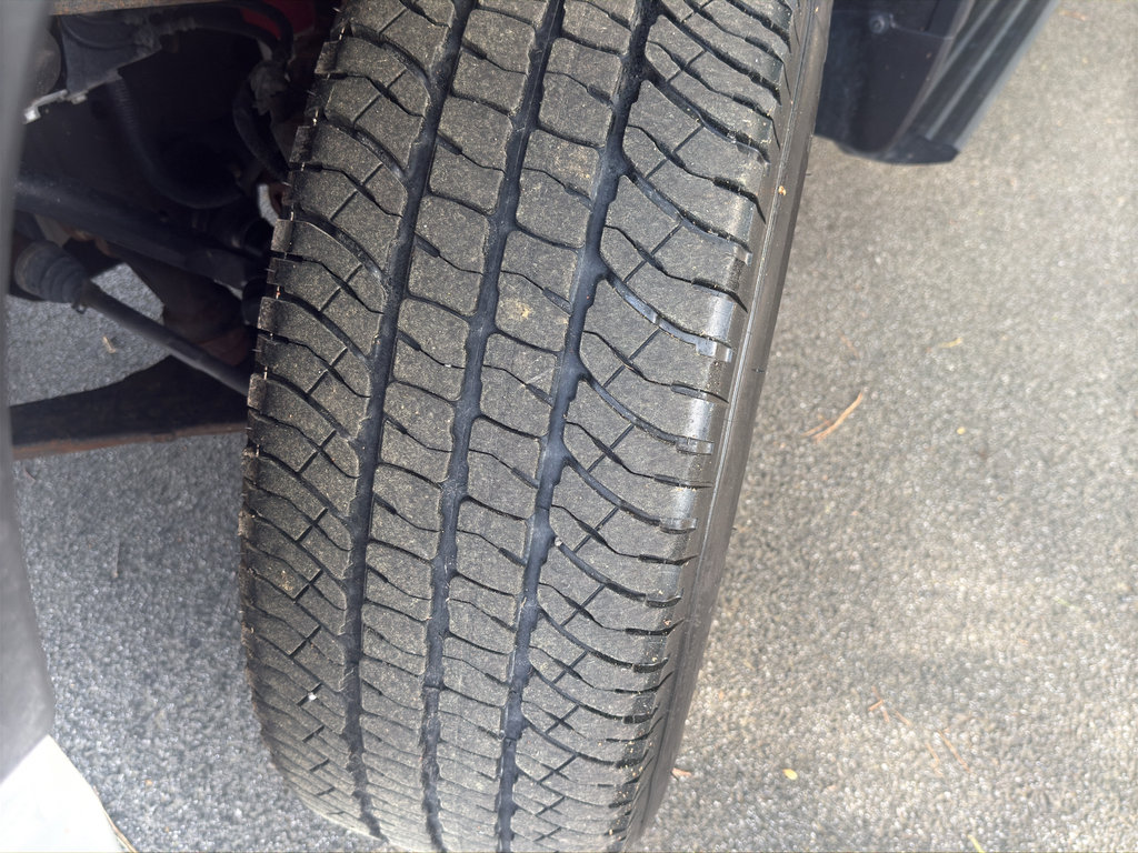 Used 2024 Chevrolet Silverado 2500 LTZ w/ LTZ Plus Package image 33