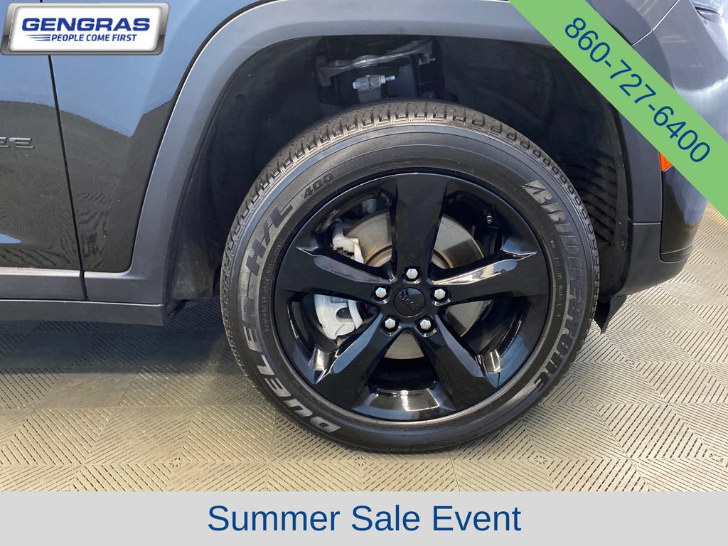 Certified 2025 Jeep Grand Cherokee L Altitude AWD/4WD image 50
