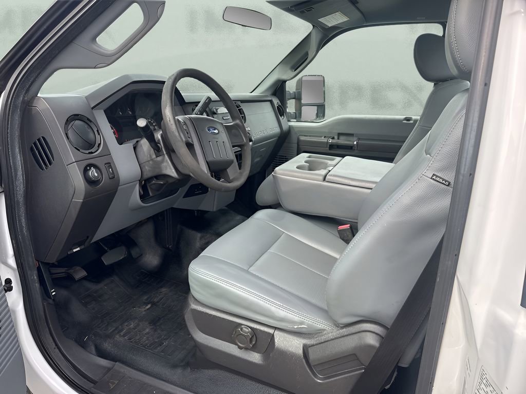 Used 2016 Ford F250 XL w/ Power Equipment Group image 9