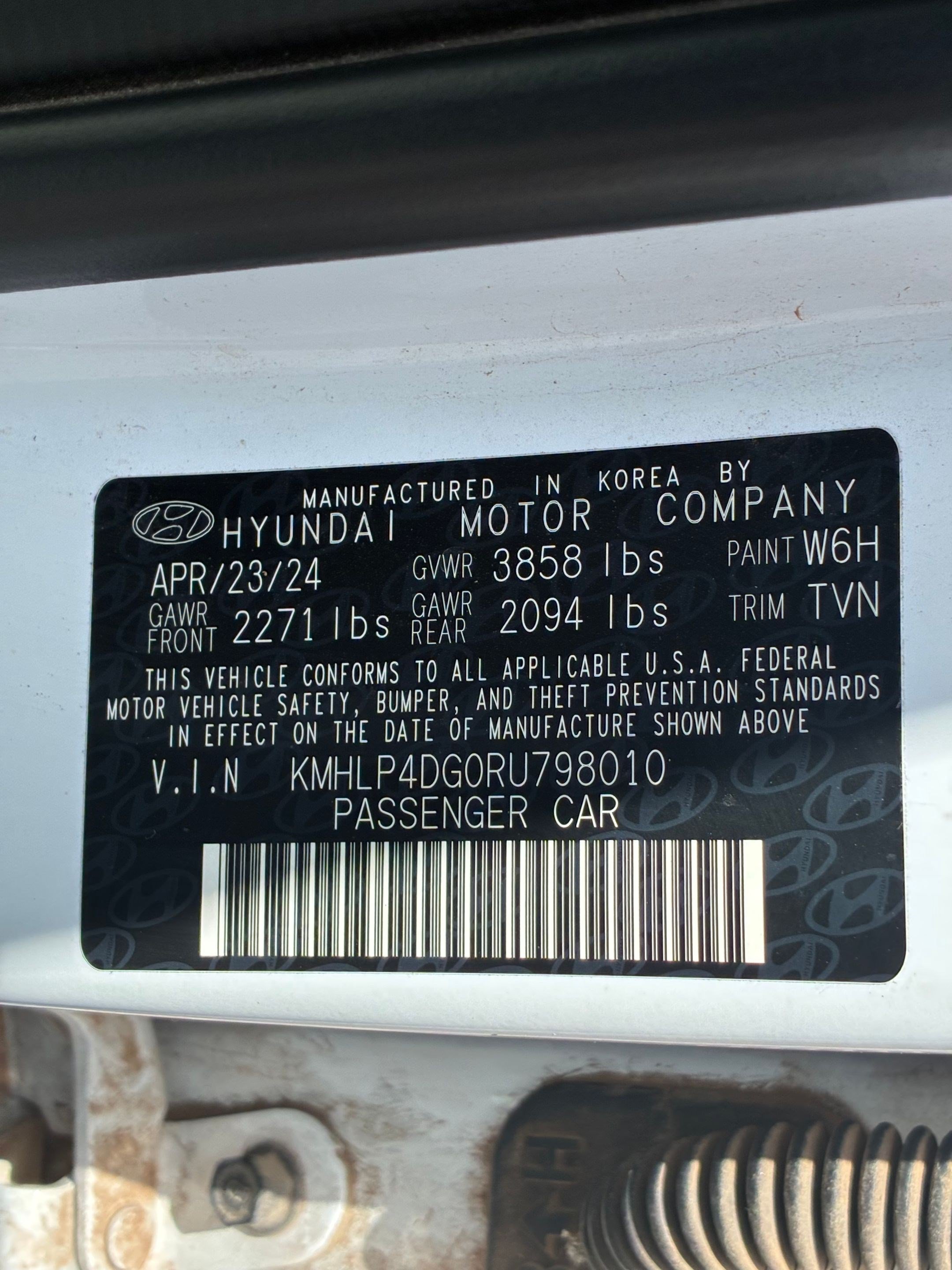 Certified 2024 Hyundai Elantra Limited FWD image 34