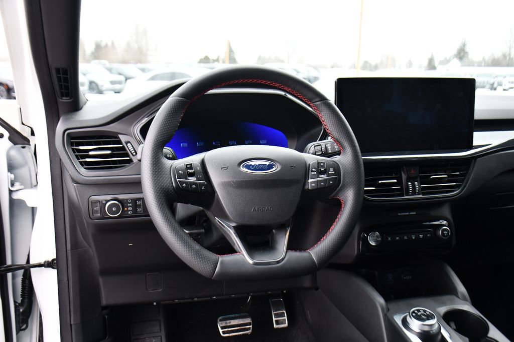 Used 2023 Ford Escape ST-Line Elite image 12