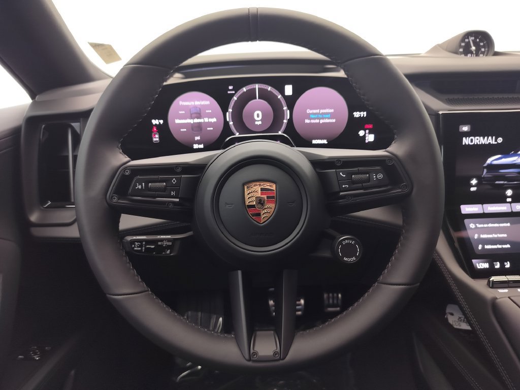 New 2026 Porsche Cayenne Electric Coupe AWD/4WD image 9