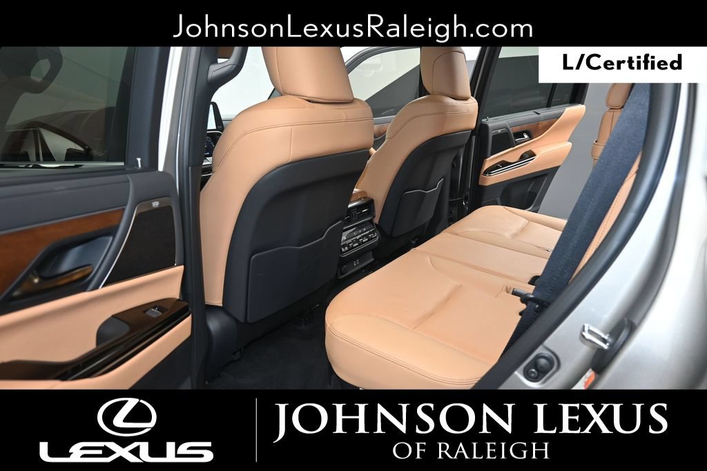 Certified 2024 Lexus LX 600 4WD w/ Luxury Package image 12