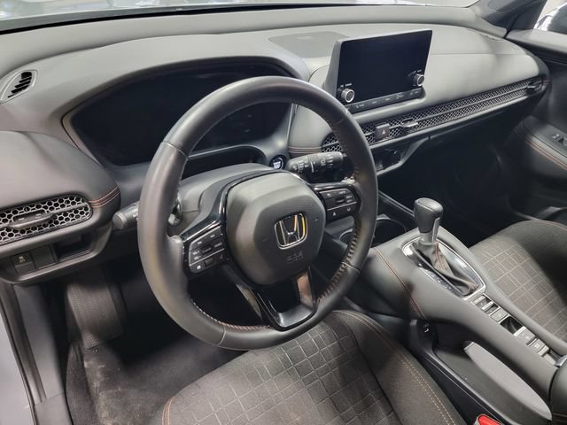 Used 2024 Honda HR-V Sport image 11