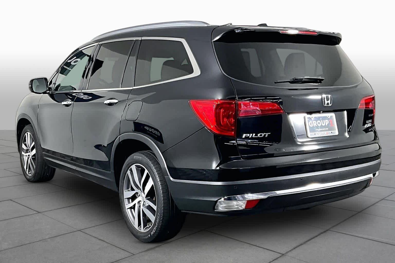 Used 2016 Honda Pilot Elite image 10