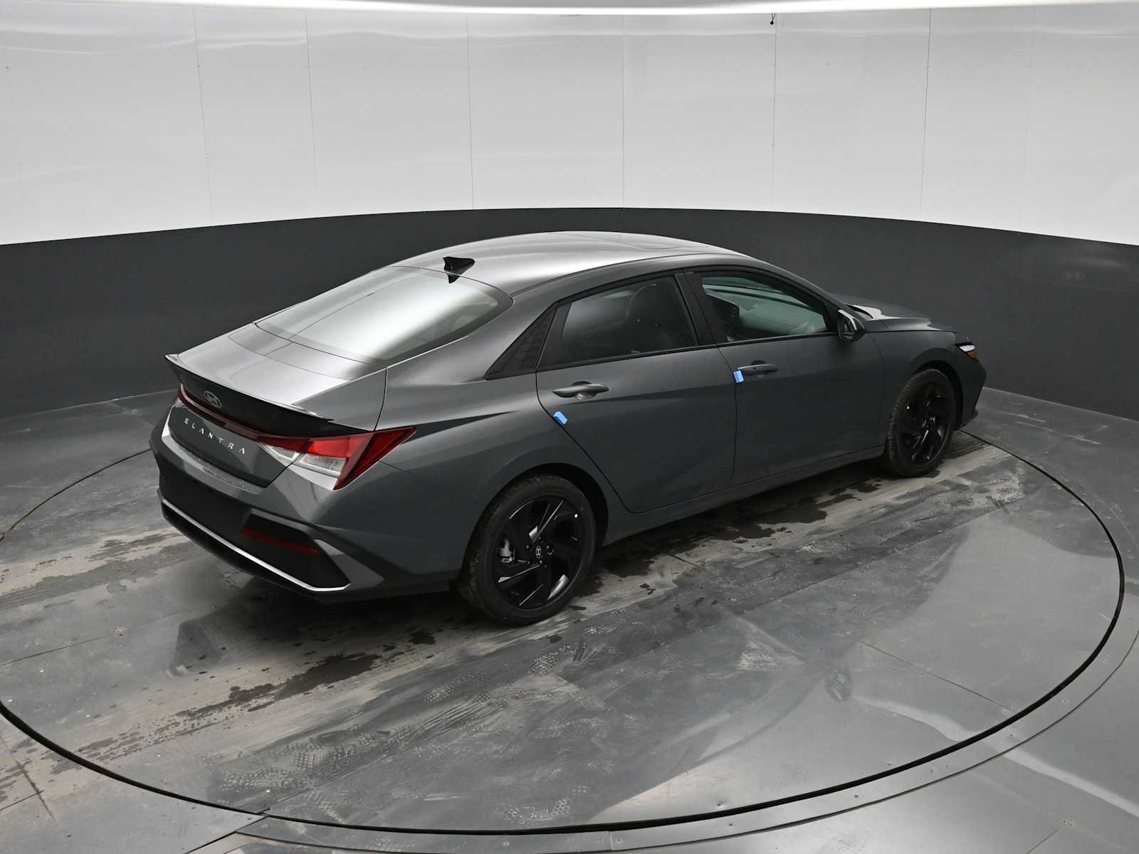 New 2026 Hyundai Elantra SEL Sport FWD image 30