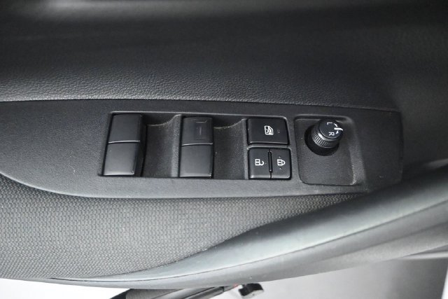 Used 2025 Toyota Corolla LE FWD image 12