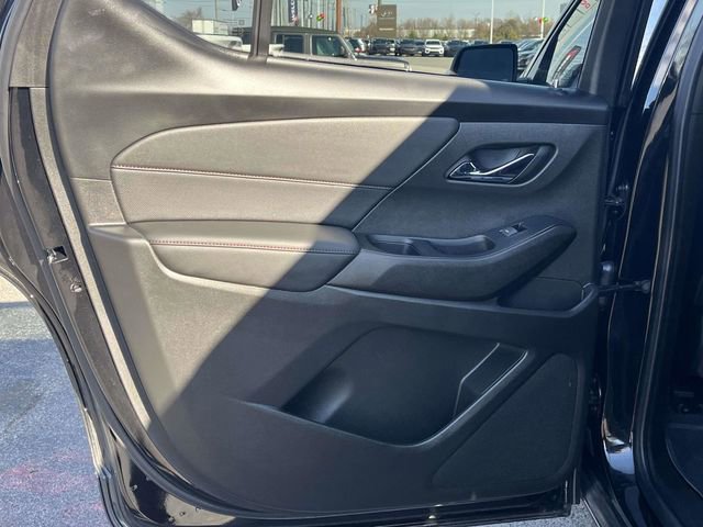 Used 2023 Chevrolet Traverse RS w/ LPO, Floor Liner Package image 18
