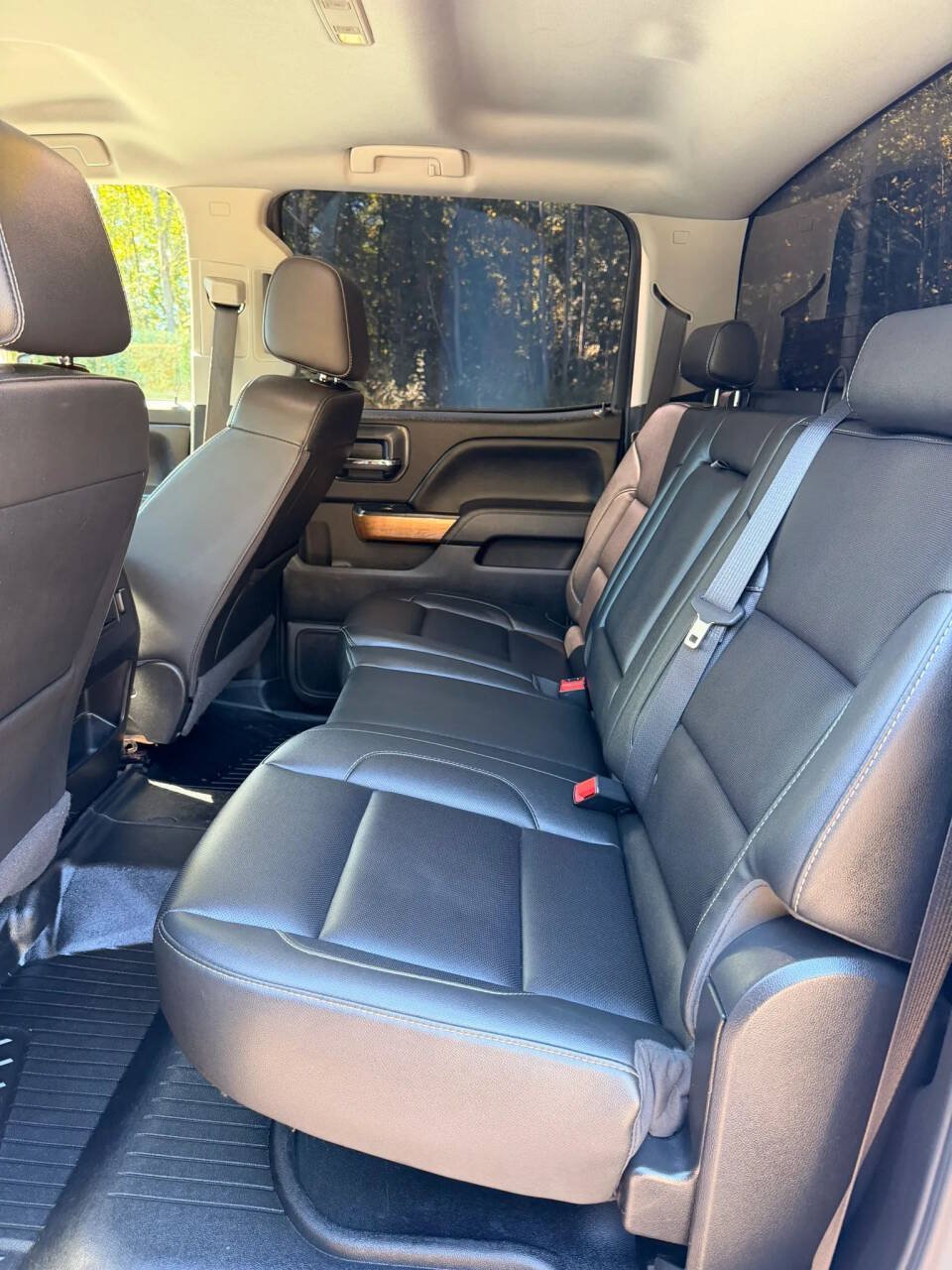Used 2019 Chevrolet Silverado 2500 LTZ w/ Duramax Plus Package AWD/4WD image 21