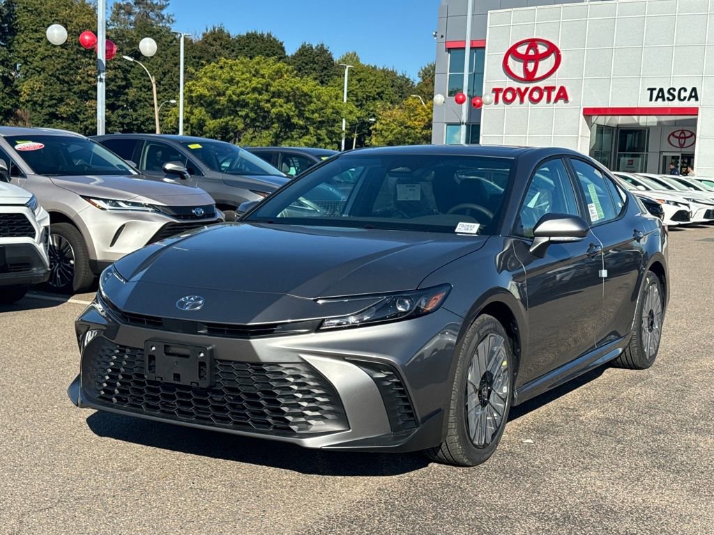 New 2026 Toyota Camry SE image 3
