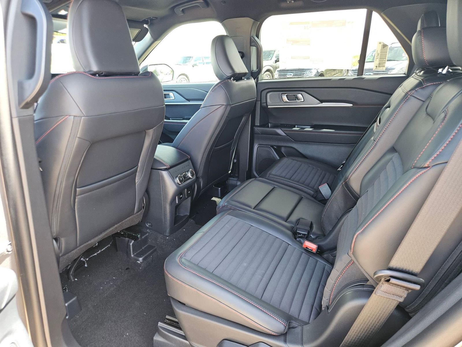 New 2026 Ford Explorer ST-Line image 22
