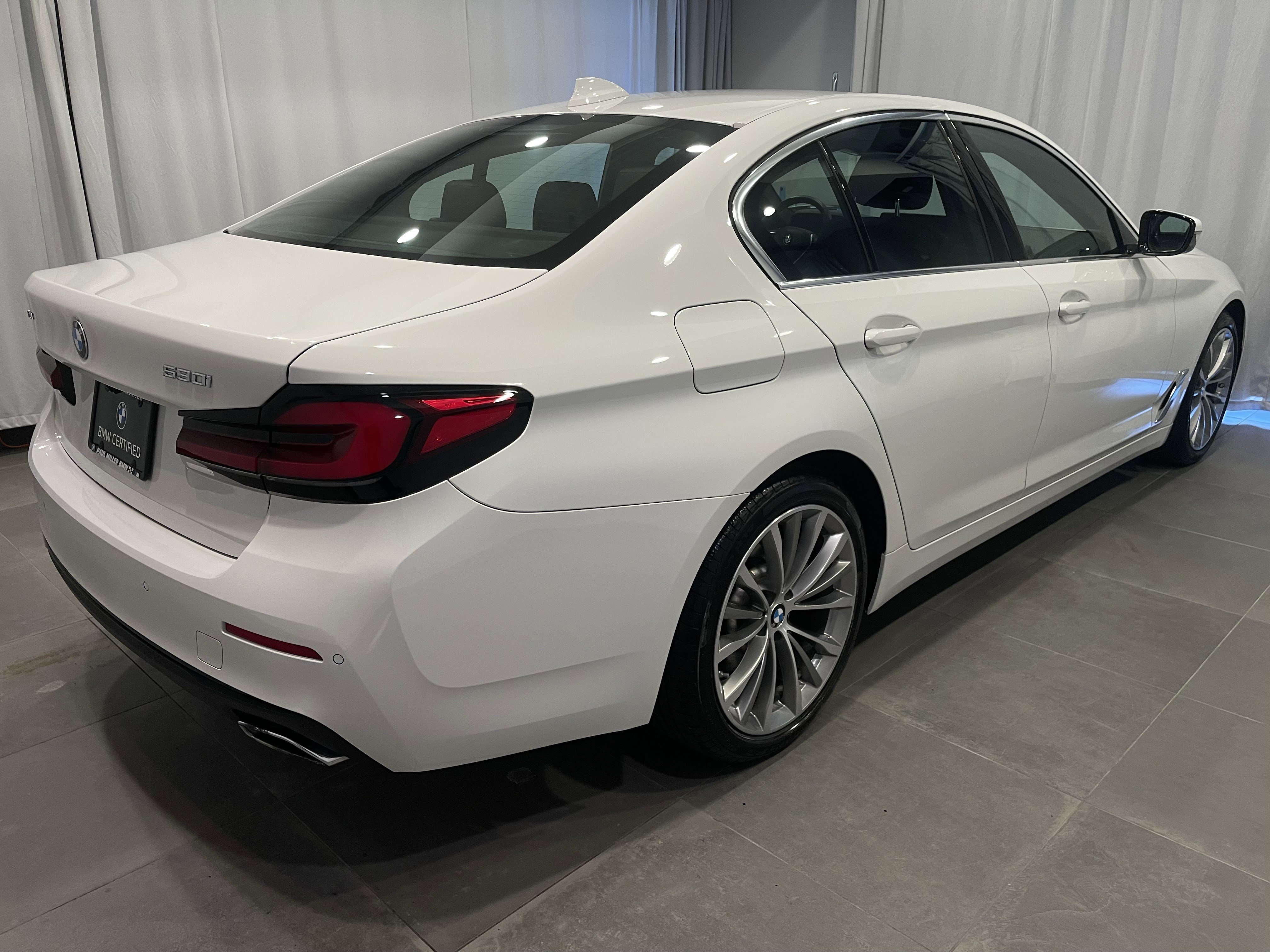 Certified 2023 BMW 530i xDrive w/ Convenience Package image 6