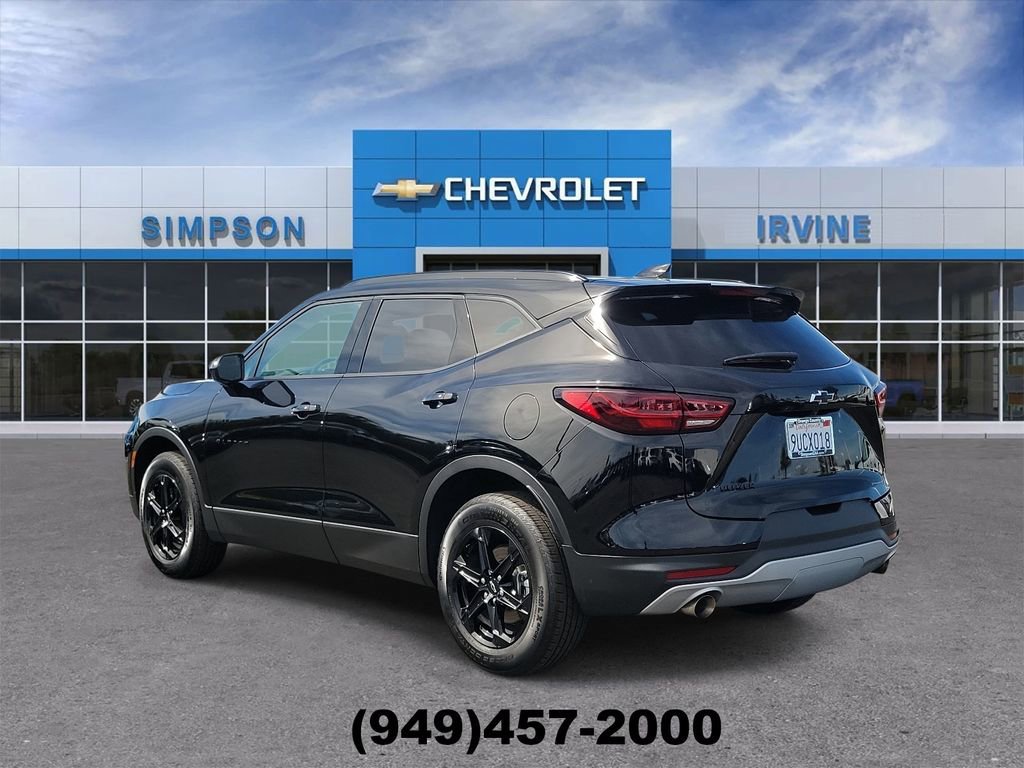 Used 2025 Chevrolet Blazer LT w/ Convenience Package image 6