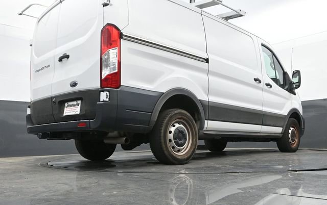 Used 2022 Ford Transit 250 Low Roof RWD image 11