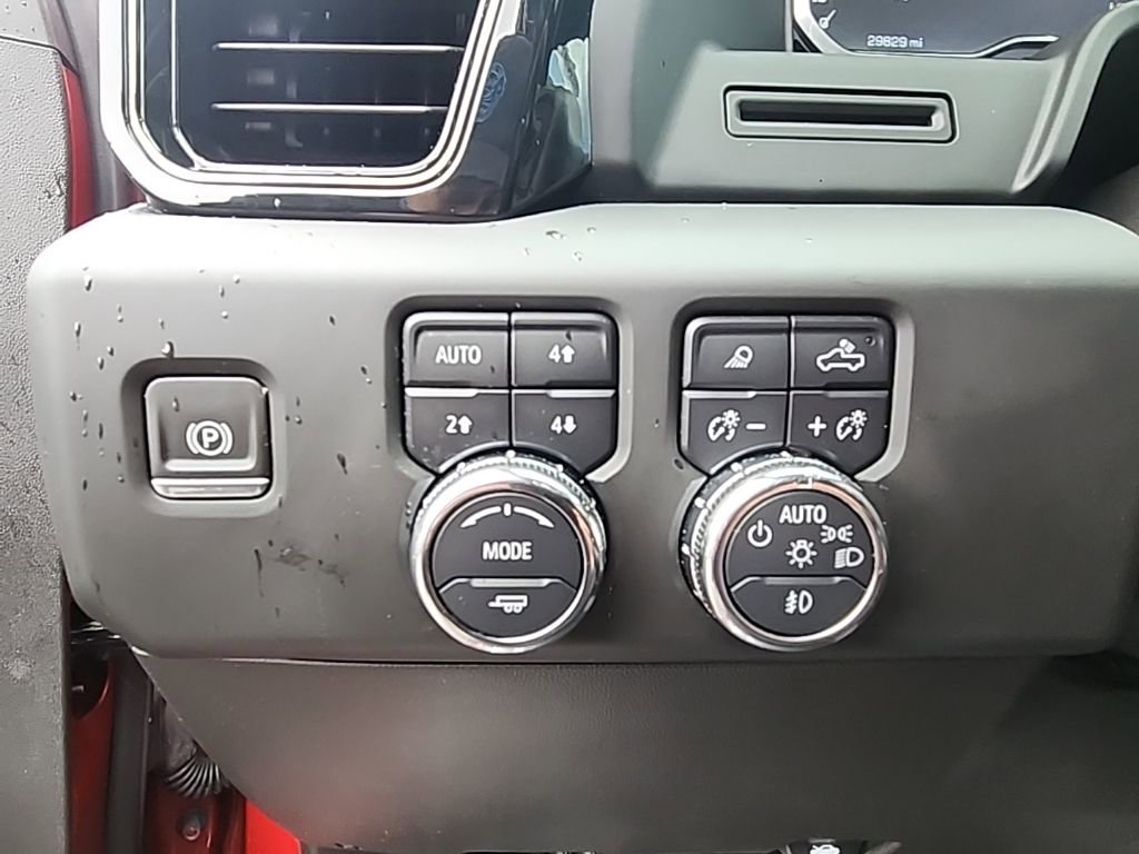 Used 2024 GMC Sierra 1500 AT4 w/ AT4 Preferred Package AWD/4WD image 22