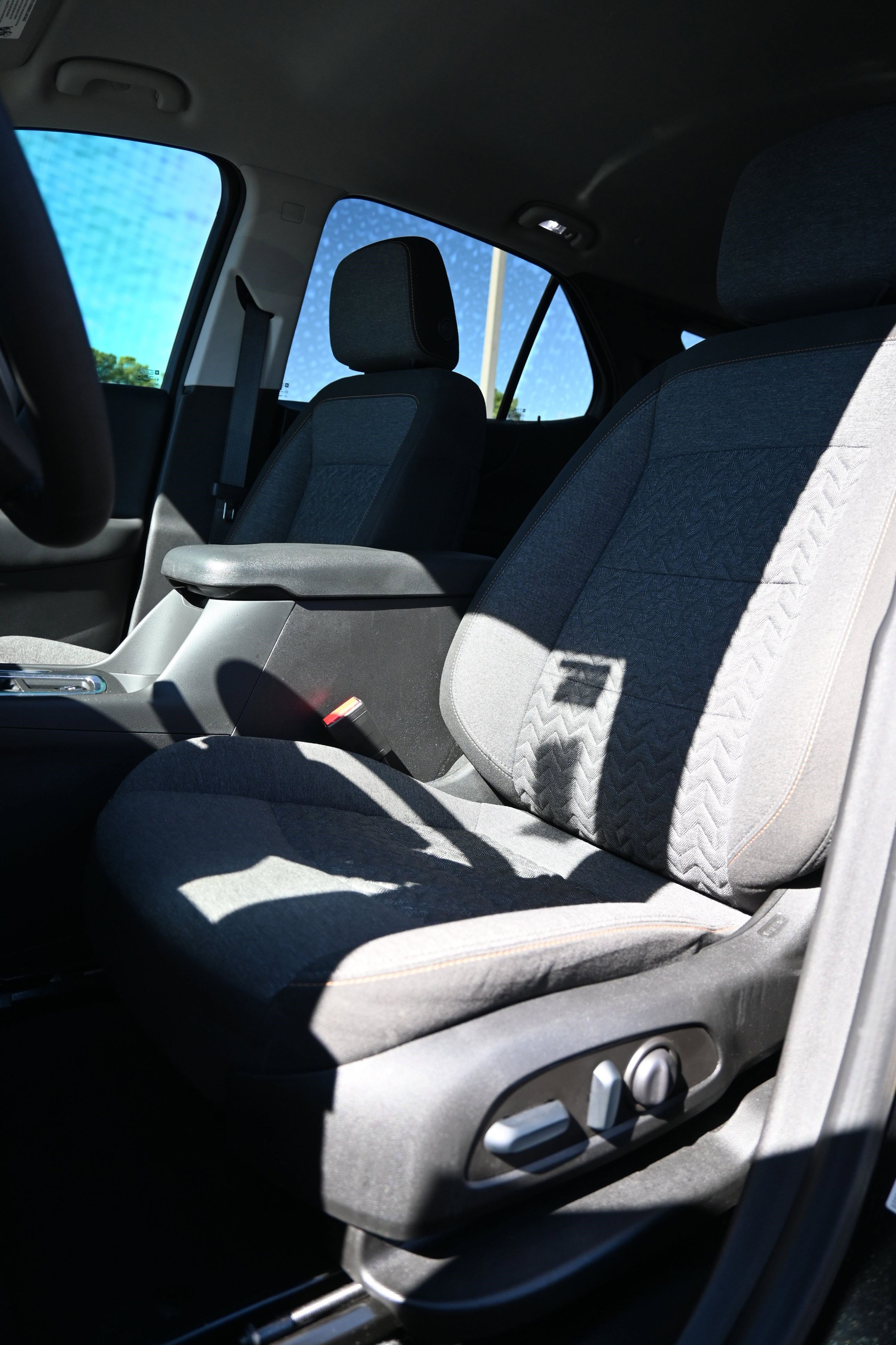 Used 2022 Chevrolet Equinox LT image 17