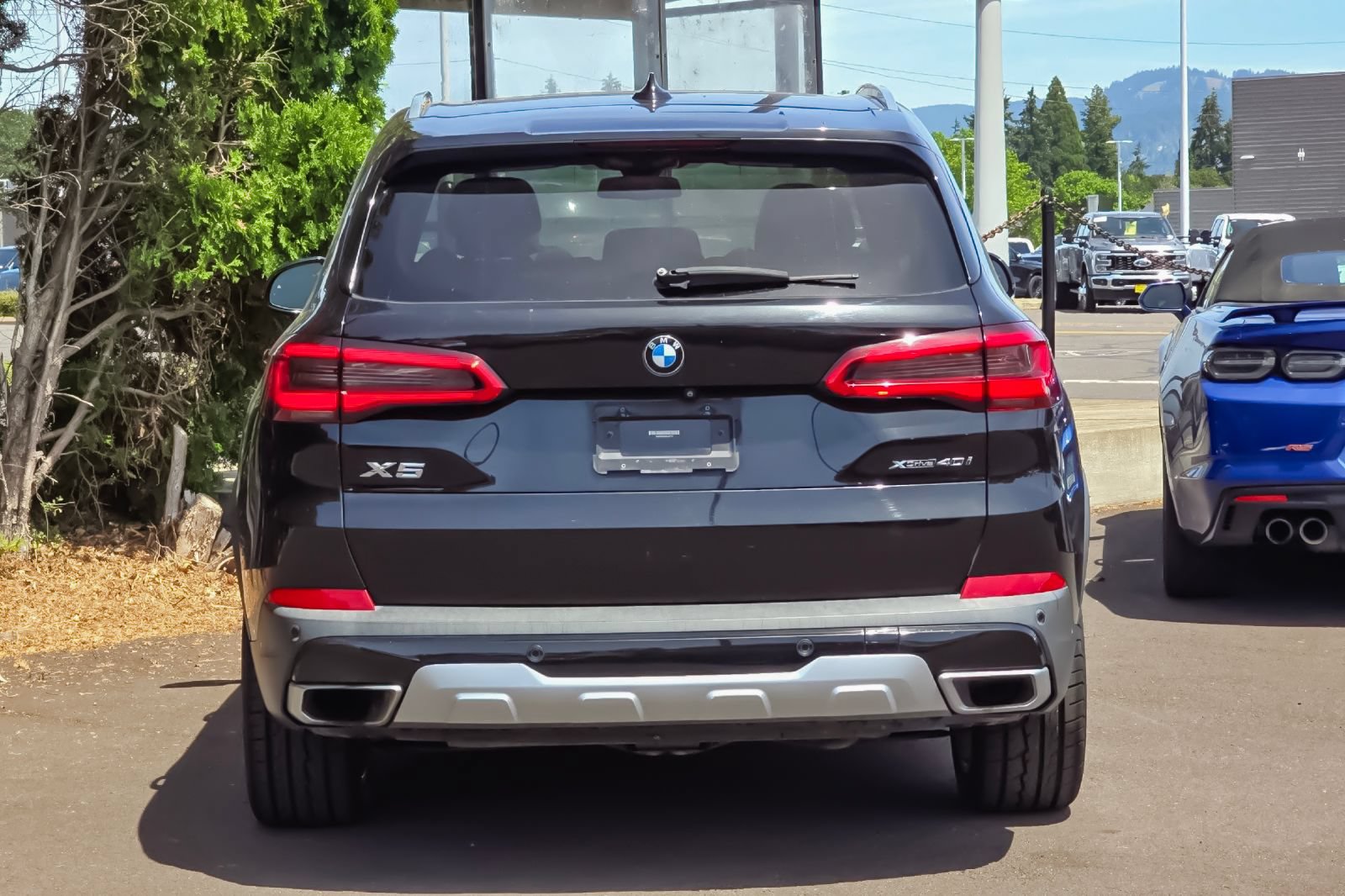 Used 2019 BMW X5 xDrive40i w/ Convenience Package AWD/4WD image 4