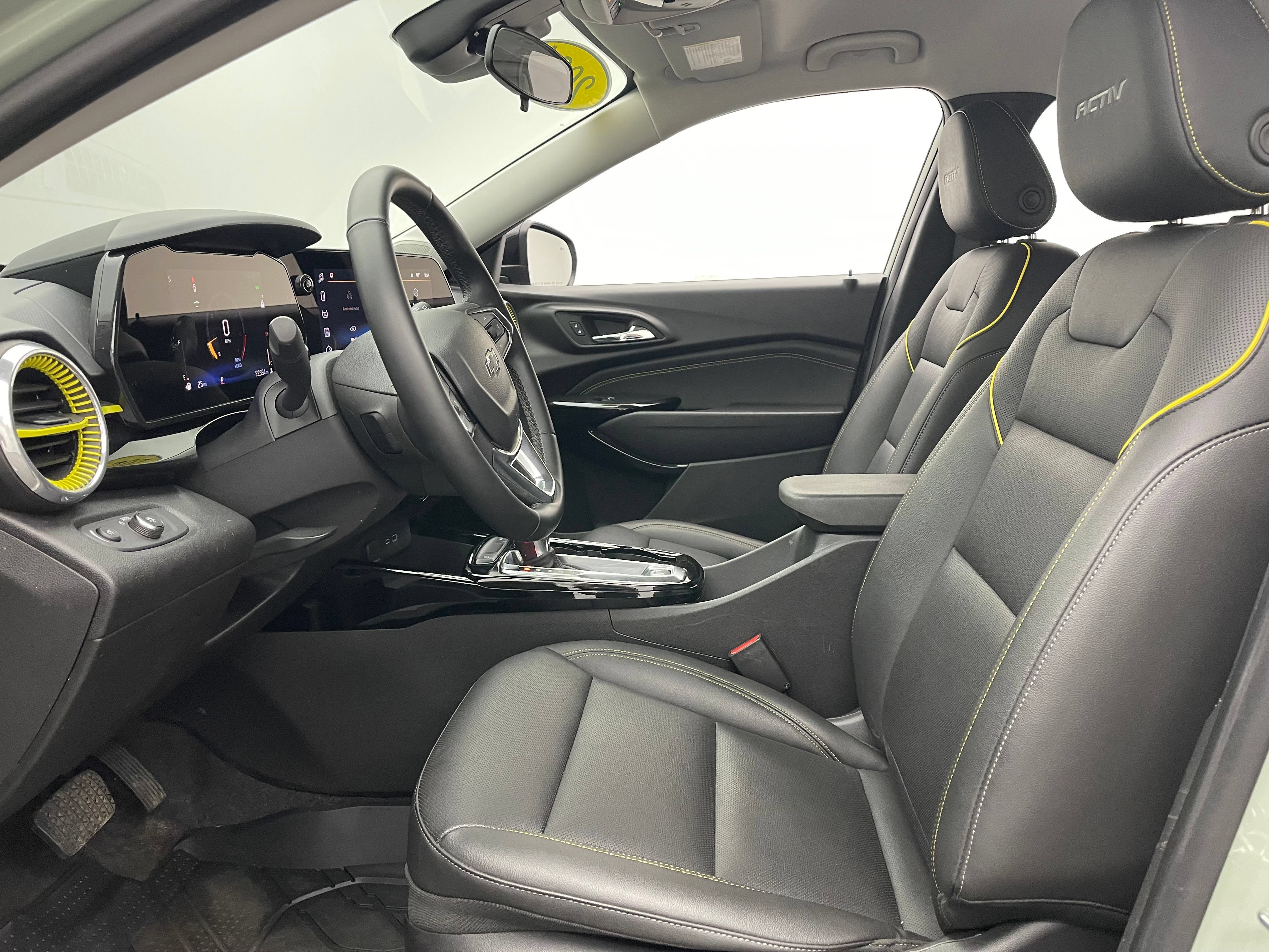 Used 2024 Chevrolet Trax ACTIV w/ Driver Confidence Package FWD image 16
