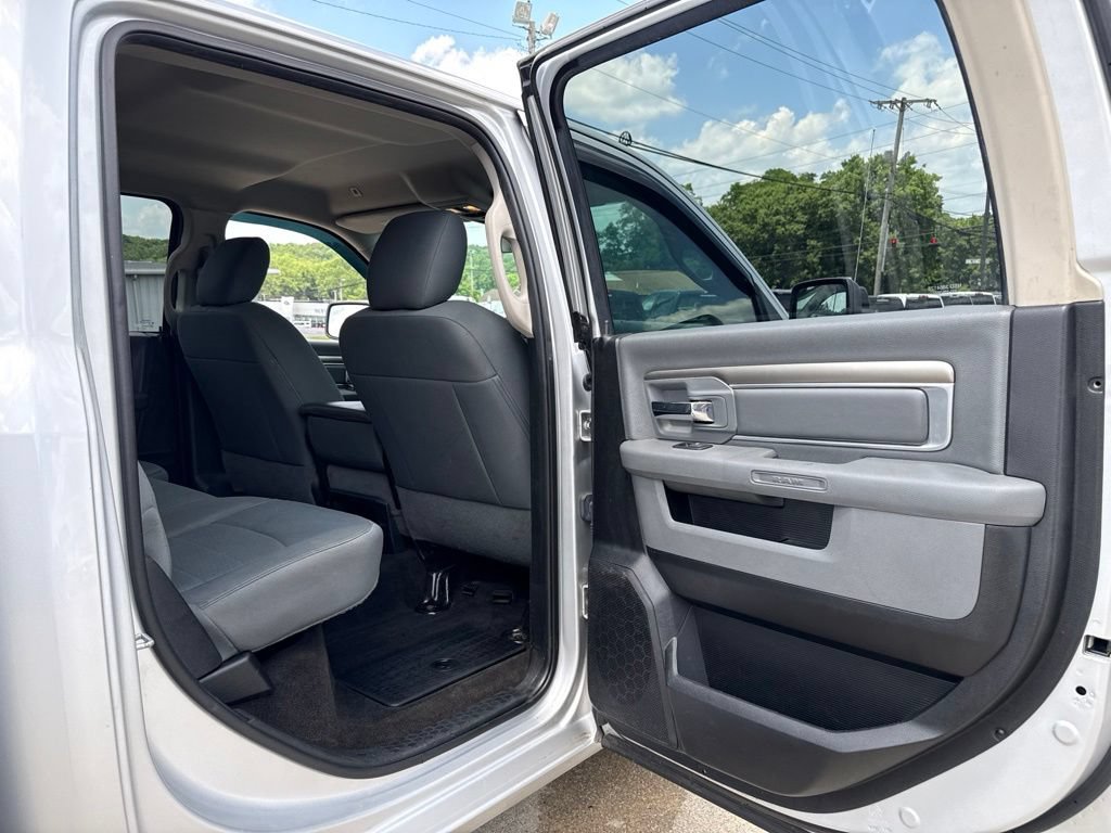 Used 2017 RAM 1500 Outdoorsman AWD/4WD image 38