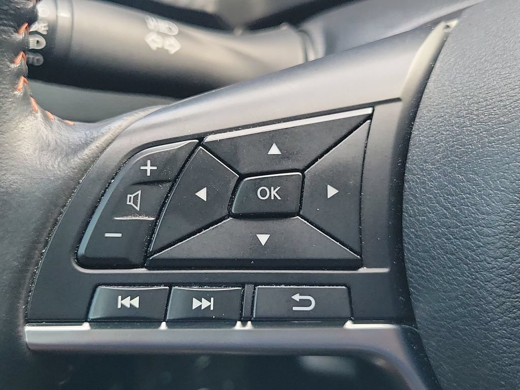 Certified 2024 Nissan Sentra SR FWD image 28