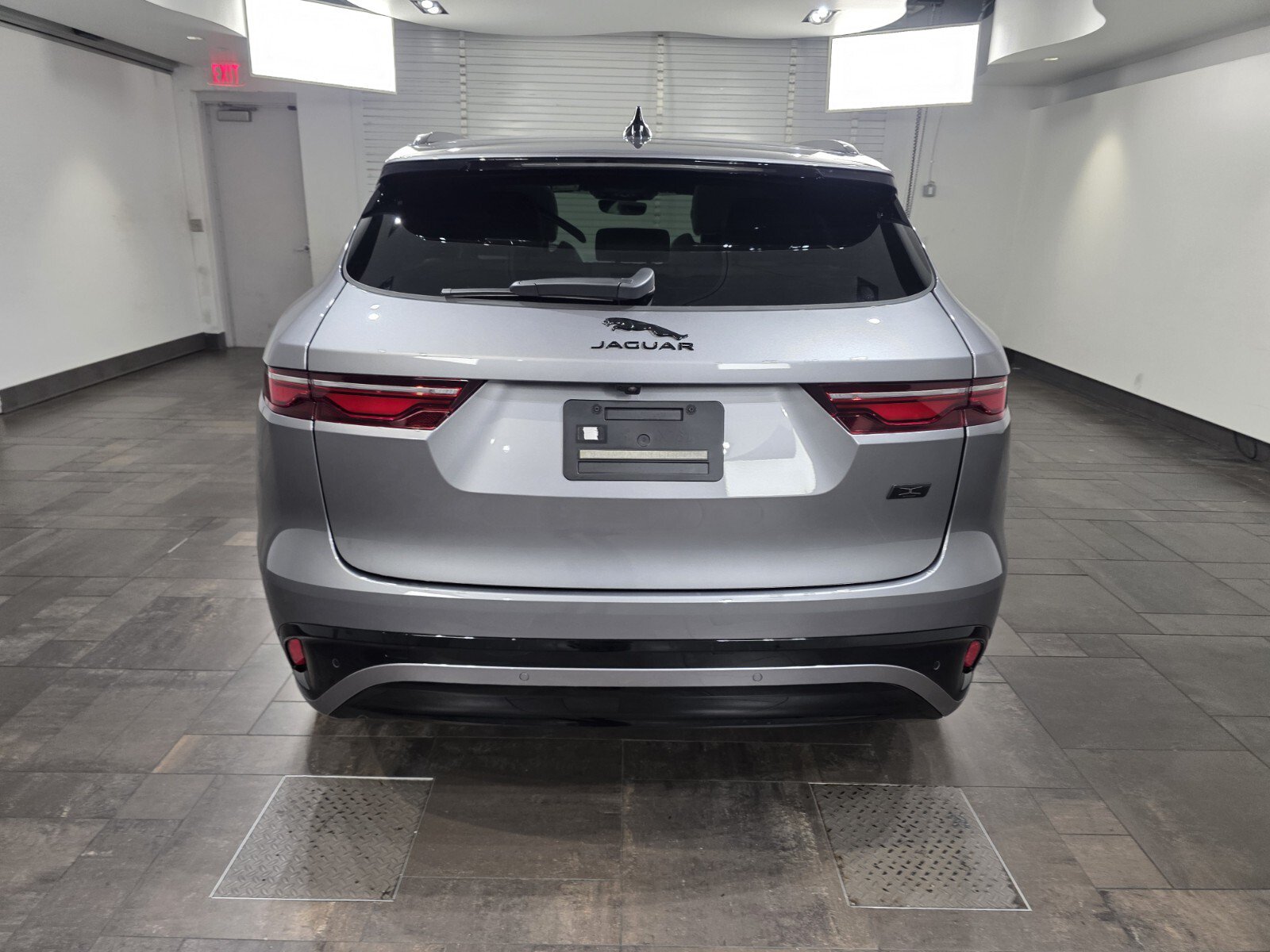 New 2026 Jaguar F-PACE R-Dynamic S AWD/4WD image 5