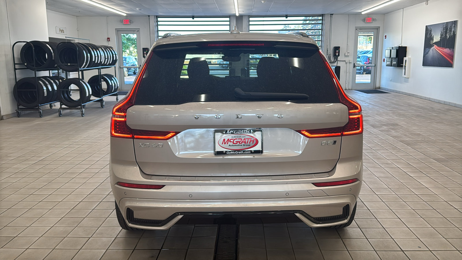New 2026 Volvo XC60 B5 Plus w/ Protection Package Premier AWD/4WD image 6