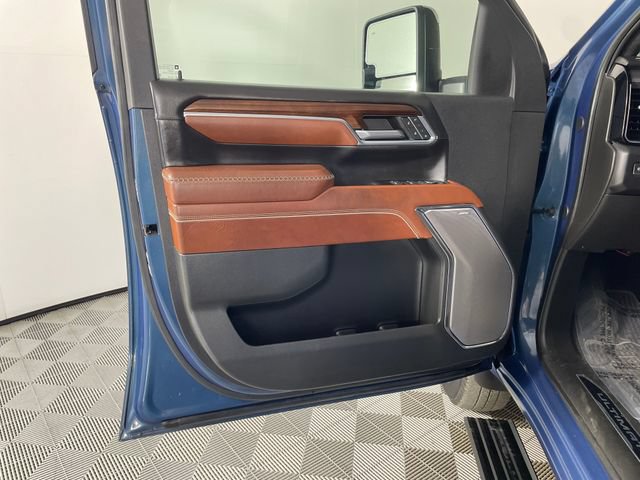 Certified 2024 GMC Sierra 3500 Denali Ultimate AWD/4WD image 16