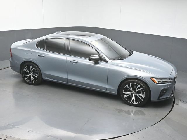Used 2024 Volvo S60 B5 Core FWD image 39