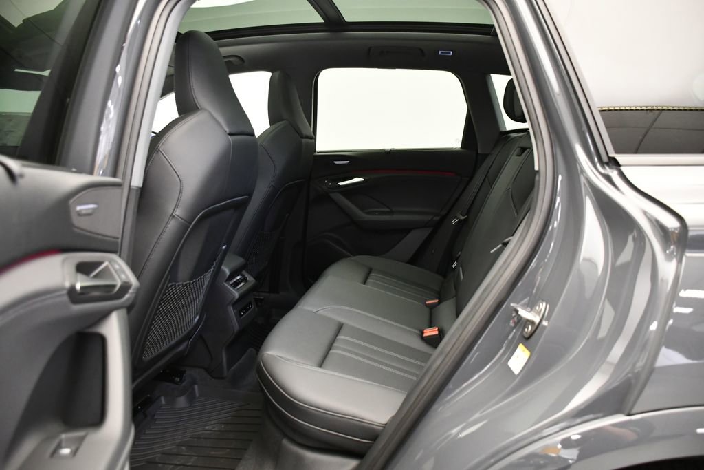 New 2025 Audi Q6 e-tron Premium Plus image 43