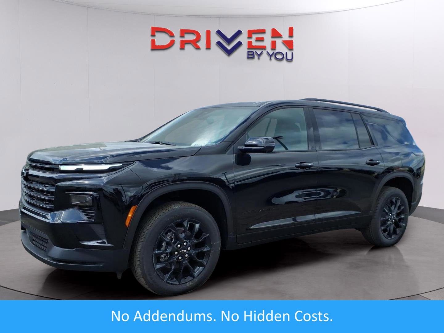 New 2026 Chevrolet Traverse LT image 1