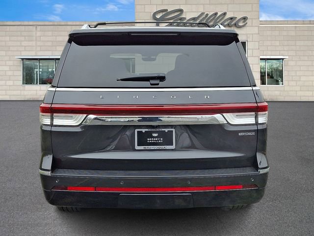 Used 2024 Lincoln Navigator Reserve image 6