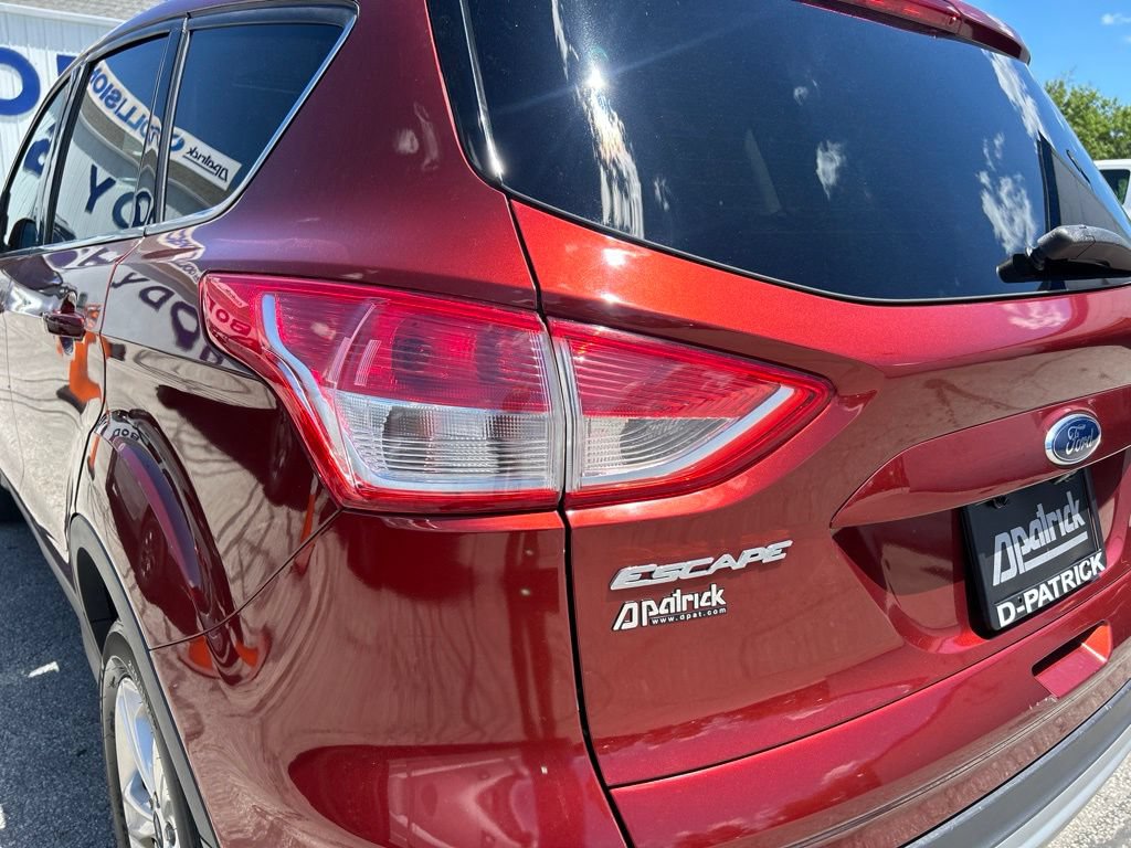 Used 2015 Ford Escape SE FWD image 9