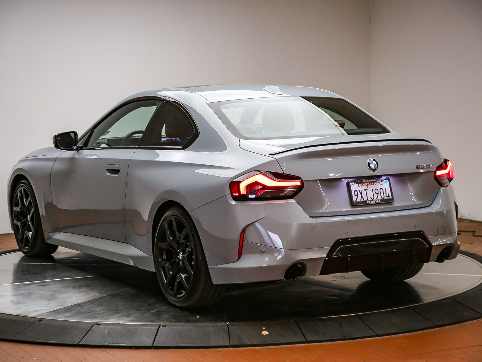 Used 2026 BMW 230i Coupe w/ Premium Package RWD image 5