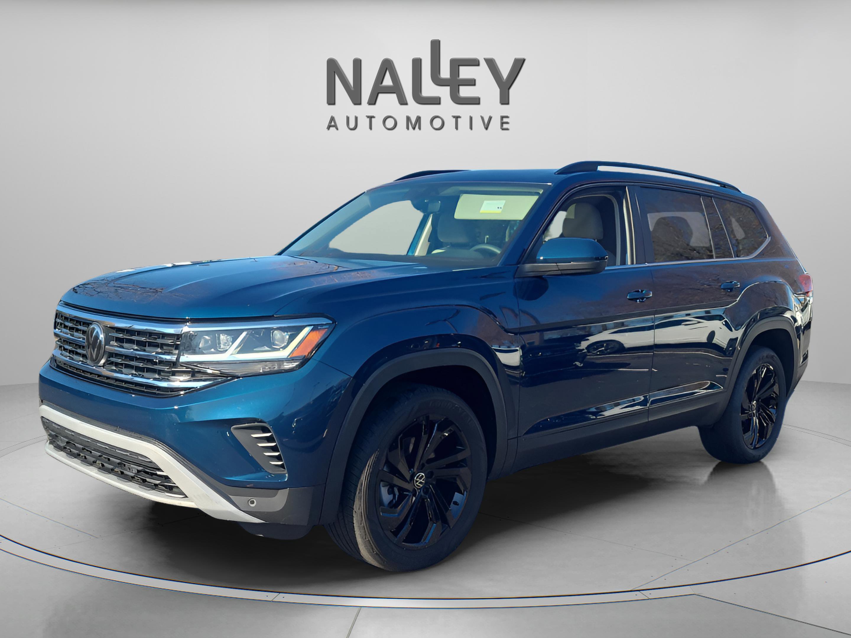 Used 2023 Volkswagen Atlas SE image 1