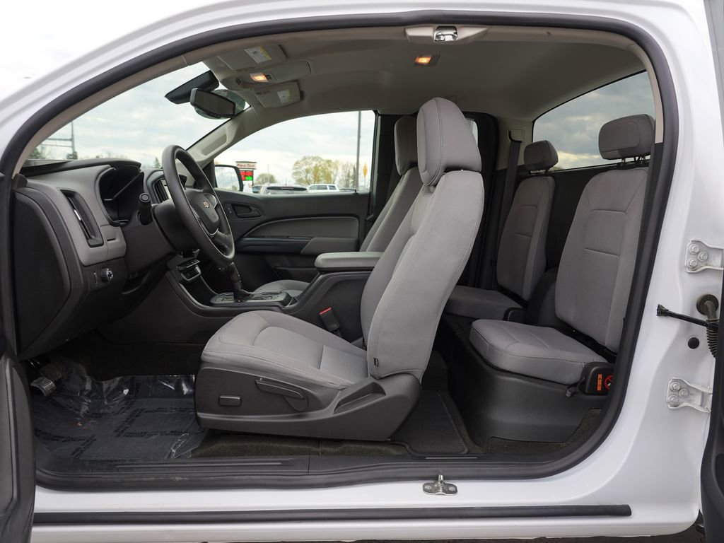 Used 2018 Chevrolet Colorado W/T w/ WT Convenience Package RWD image 17