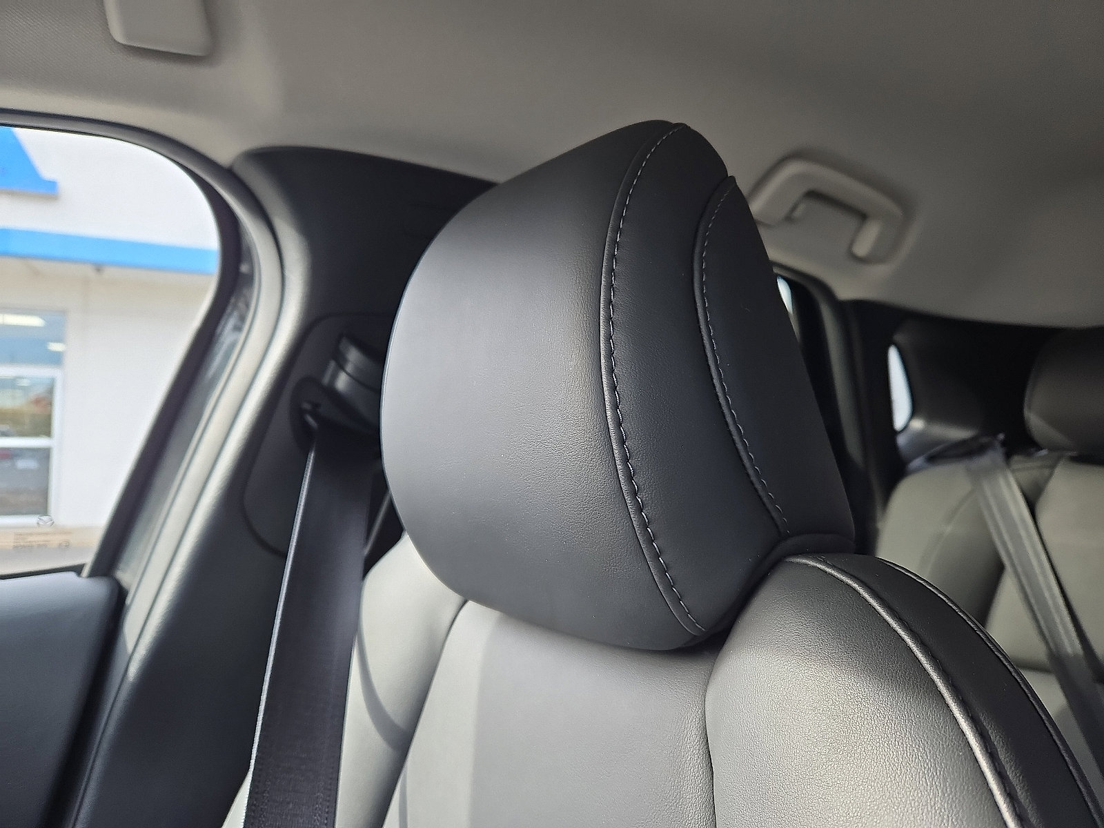 Used 2022 MAZDA CX-30 AWD 2.5 S w/ Select Package image 17