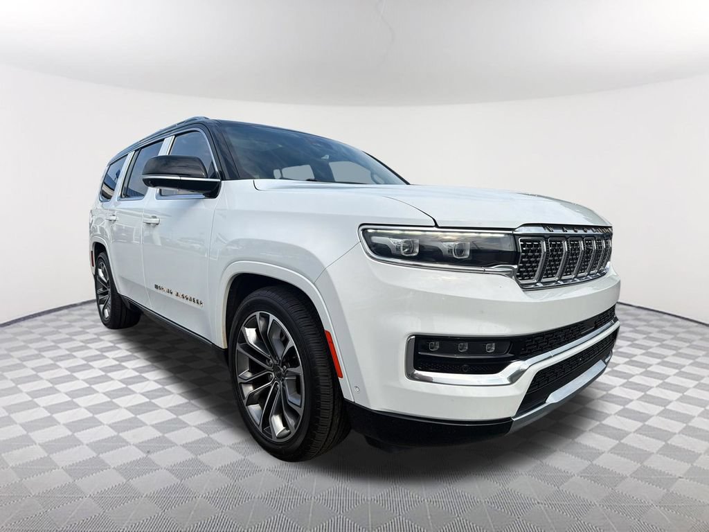 Used 2023 Jeep Grand Wagoneer Series III AWD/4WD image 3