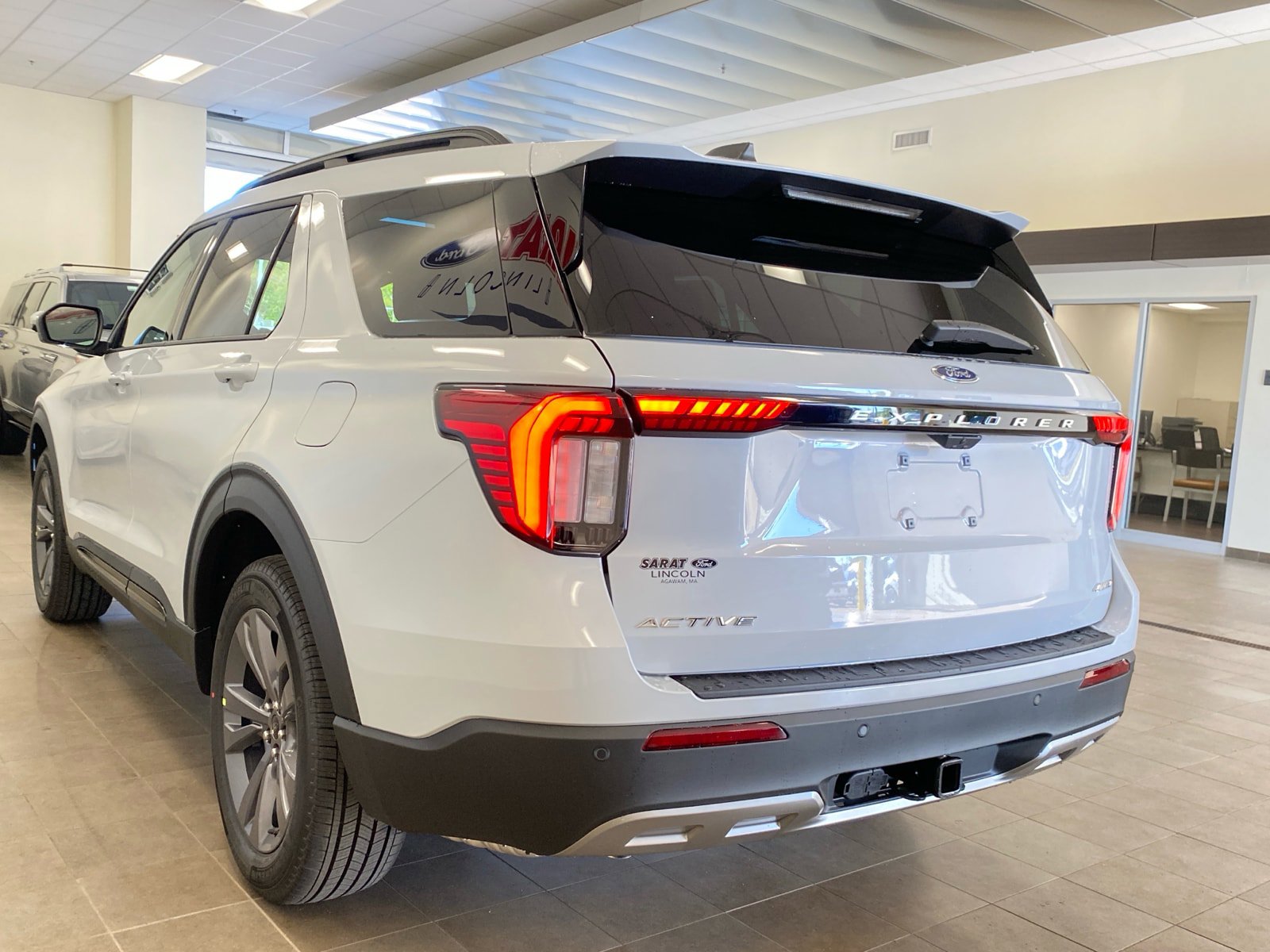 New 2026 Ford Explorer Active AWD/4WD image 12