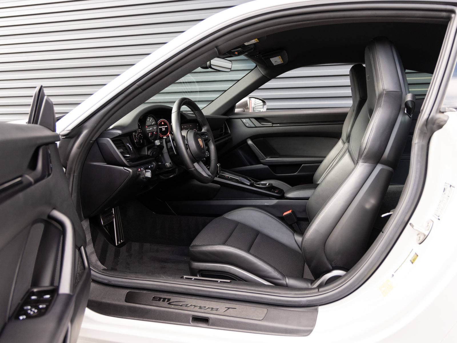 Certified 2024 Porsche 911 Carrera T RWD image 24