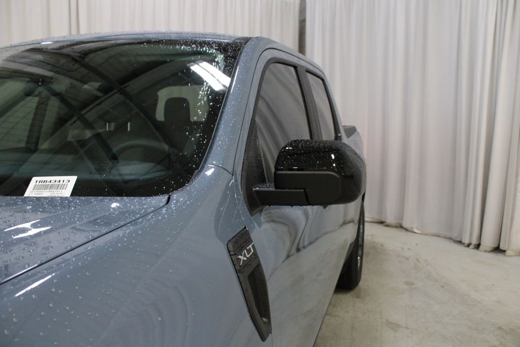 New 2026 Ford Maverick XLT w/ XLT Luxury Package FWD image 34