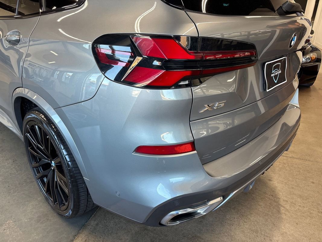 Used 2024 BMW X5 sDrive40i w/ M Sport Package image 21