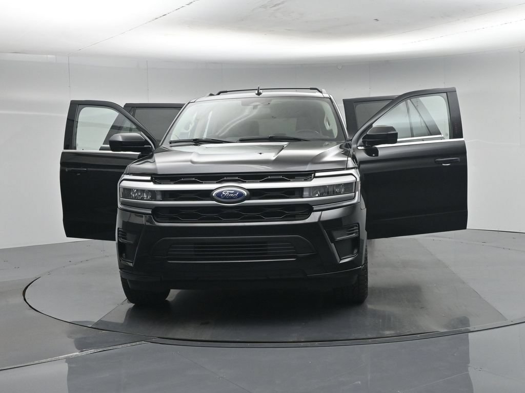 Certified 2024 Ford Expedition XLT AWD/4WD image 32