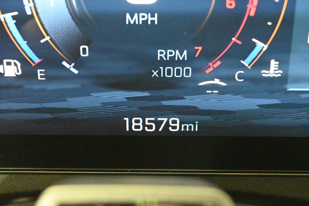 Used 2025 Chevrolet Traverse High Country w/ LPO, Floor Liner Package image 27