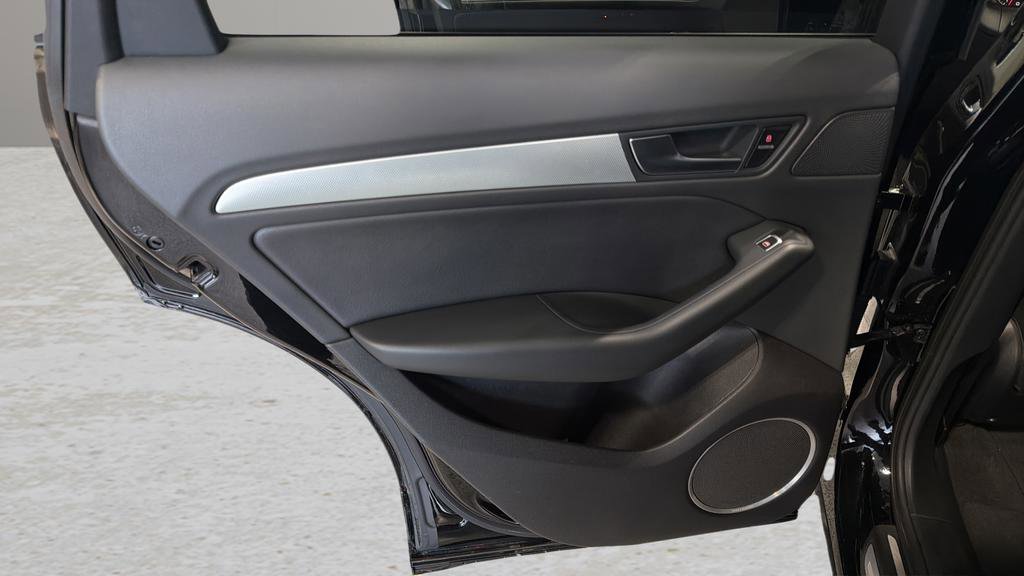 Used 2016 Audi Q5 3.0T Premium Plus image 14