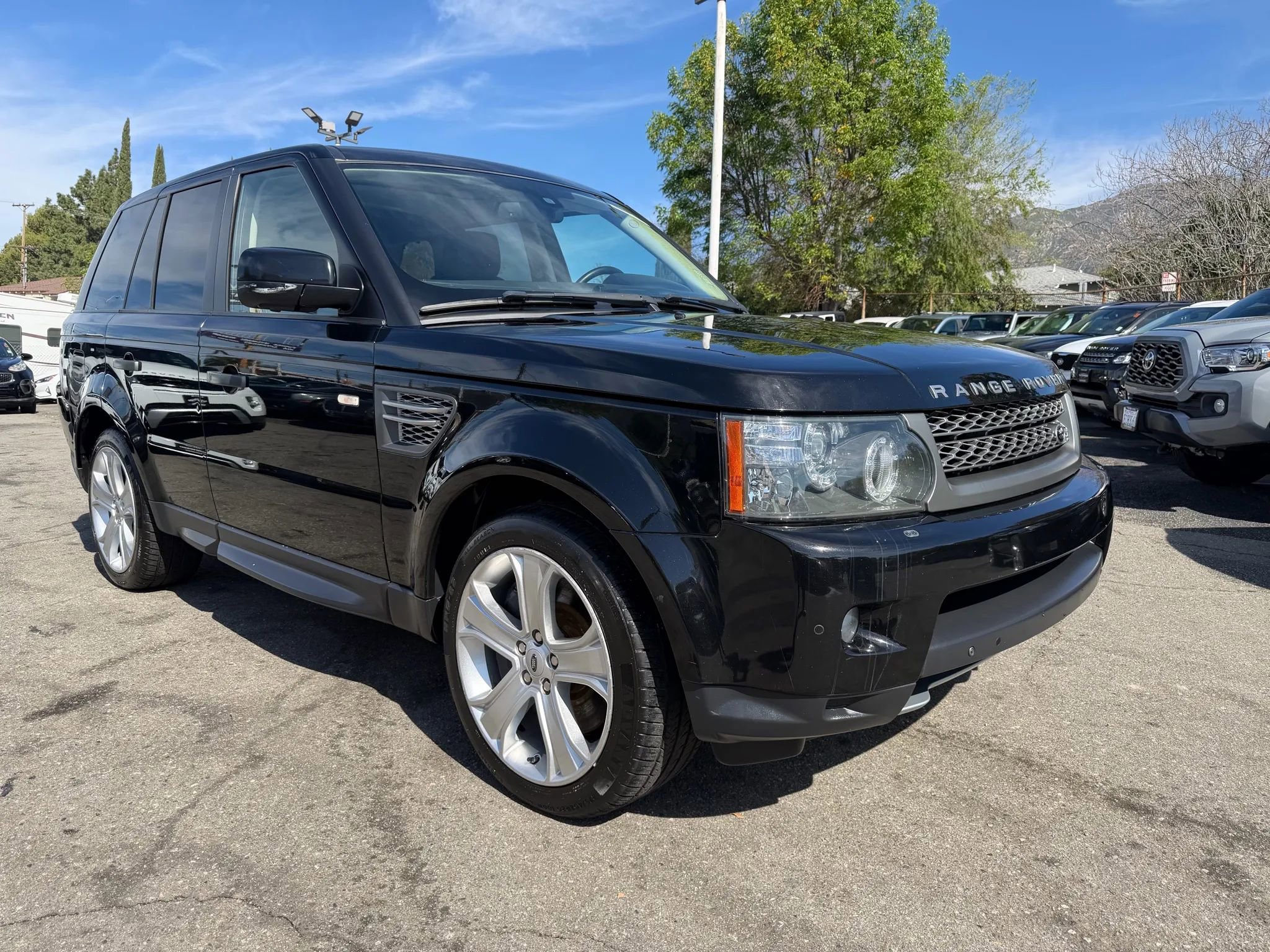 Used 2011 Land Rover Range Rover Sport Supercharged AWD/4WD image 1