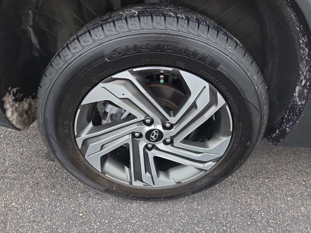 Used 2023 Hyundai Santa Fe SEL image 17