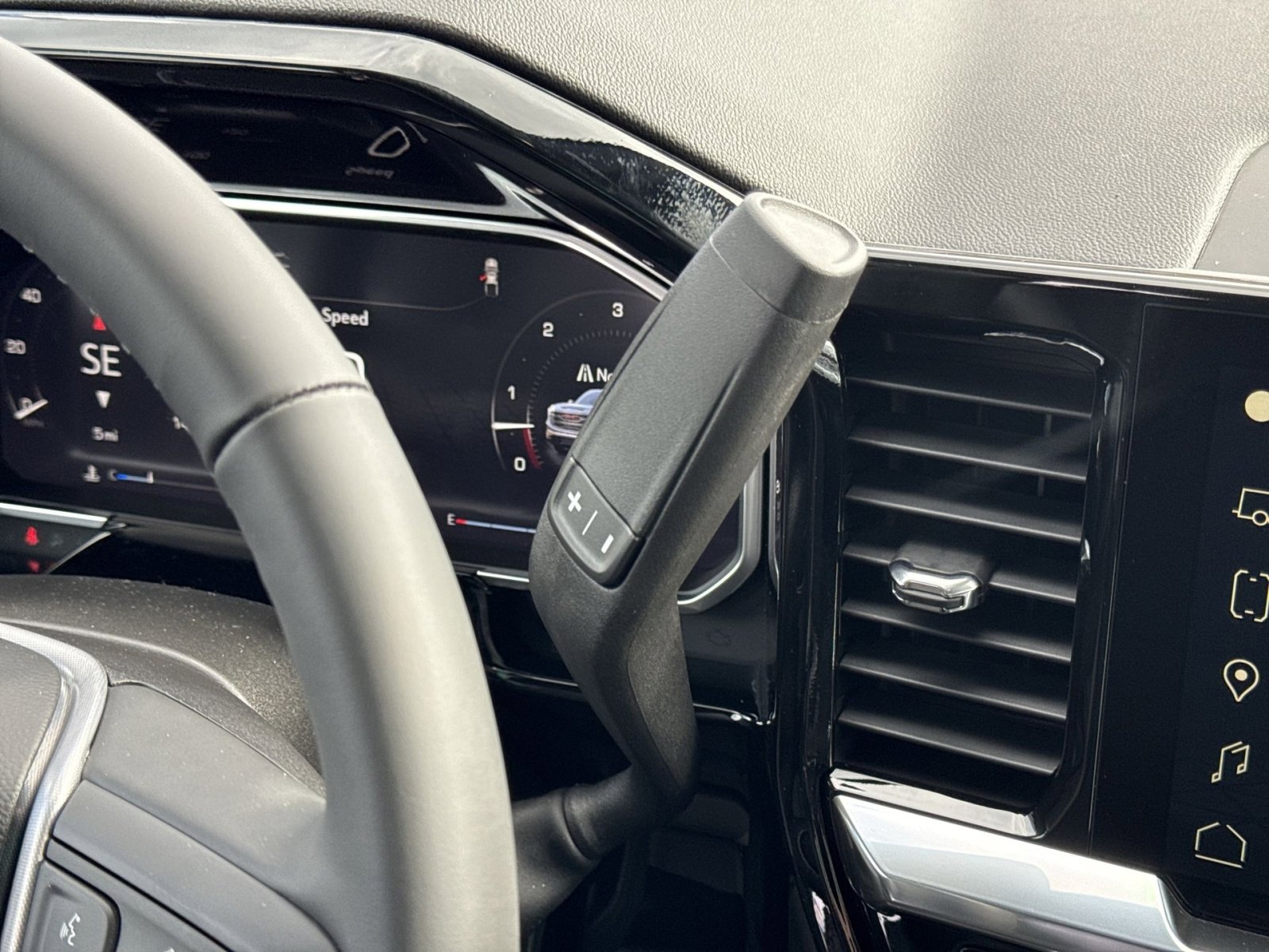 New 2026 GMC Sierra 1500 SLE w/ Preferred Package image 22